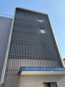 電機企業の工場のパネル_ルーバー_金物工事施工実績